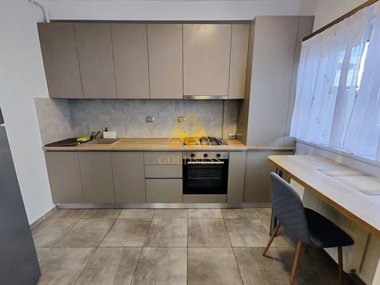 Apartament cu 2 camere semidecomandat, mobilat în Borhanci