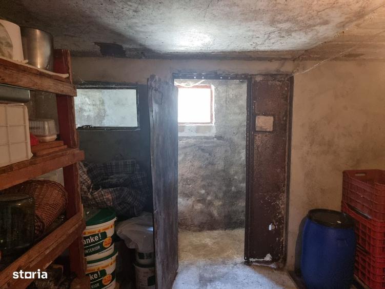 Casă cu 2 camere cu Teren 612 Mp în Moroeni