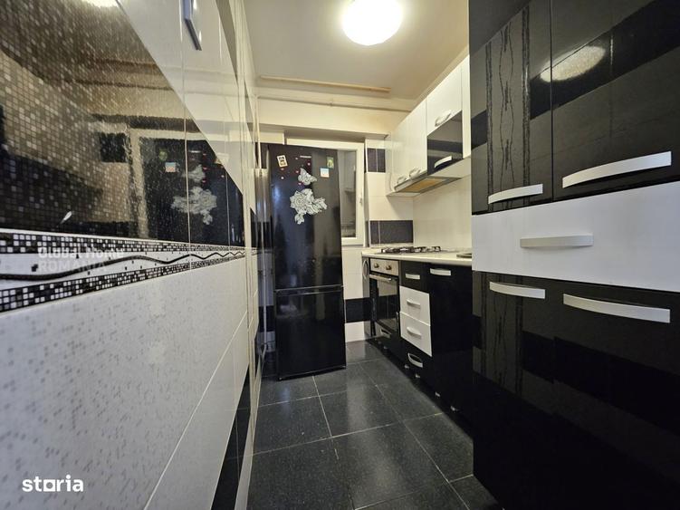 Apartament cu 2 camere, mobilat în Tei