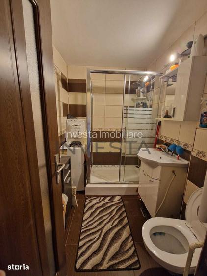 Apartament 2 camere decomandat, etaj intermediar, zona Intre Lacuri