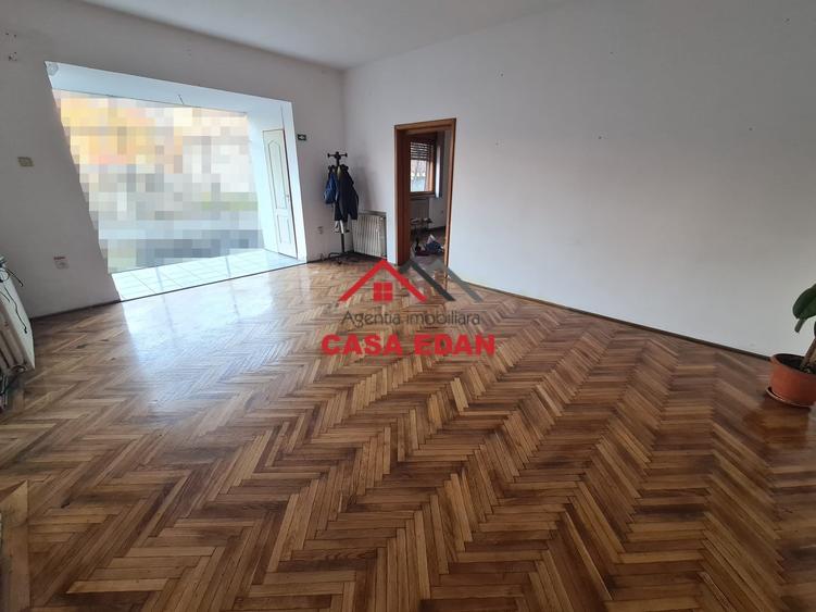 Duplex cu 2 camere cu Teren 400 Mp în Câmpina