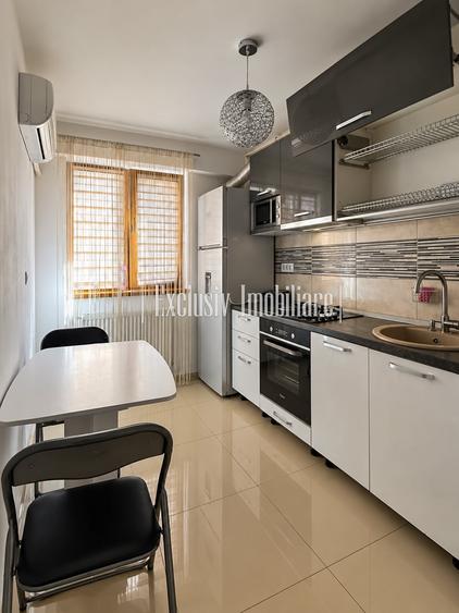 Apartament cu 3 camere în Tomis Nord