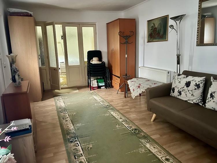 Casă individuală cu 2 camere cu Canalizare în Inel I