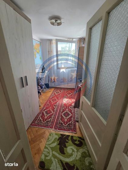 Casă cu 4 camere cu Teren 1634 Mp în Central