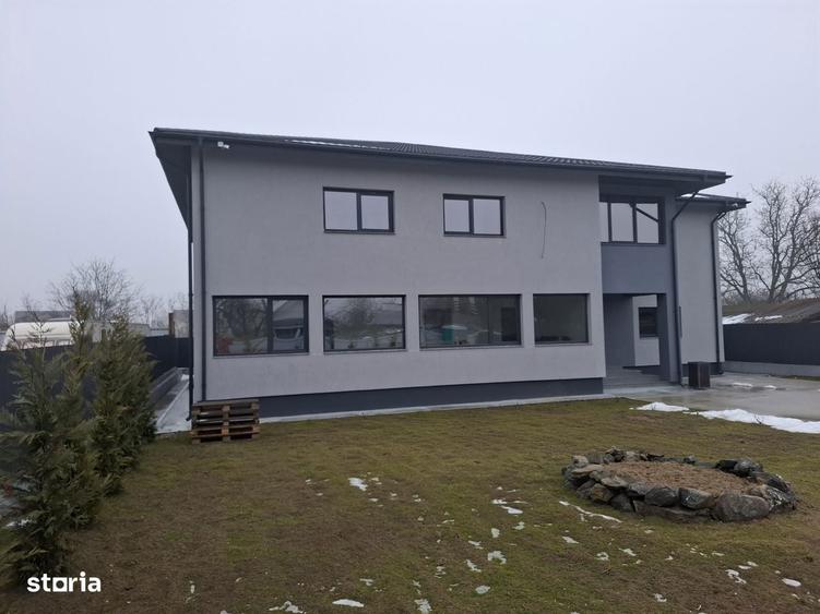 Spațiu comercial, de 520 mp, în Letea Veche