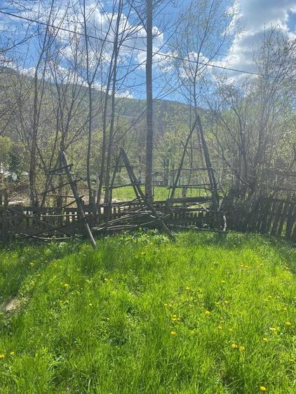 Teren de 1220 mp, în Teșila