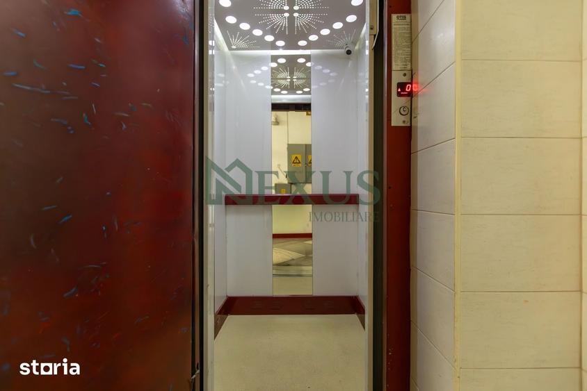 Apartament cu 3 camere decomandat în Cornișa