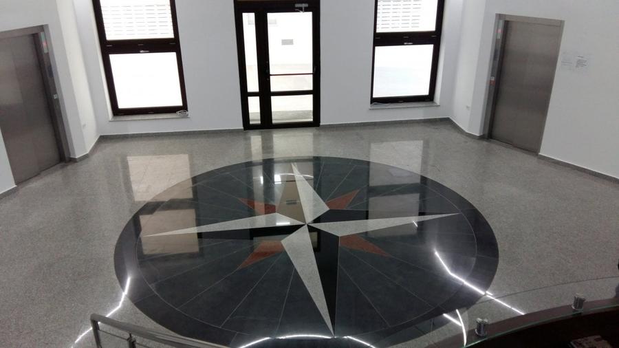 Apartament cu 2 camere semidecomandat, mobilat în Mihai Bravu