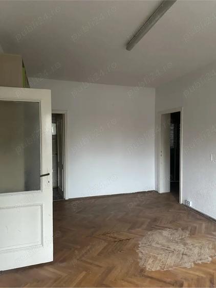 Casă cu 3 camere cu Teren 200 Mp în Militari