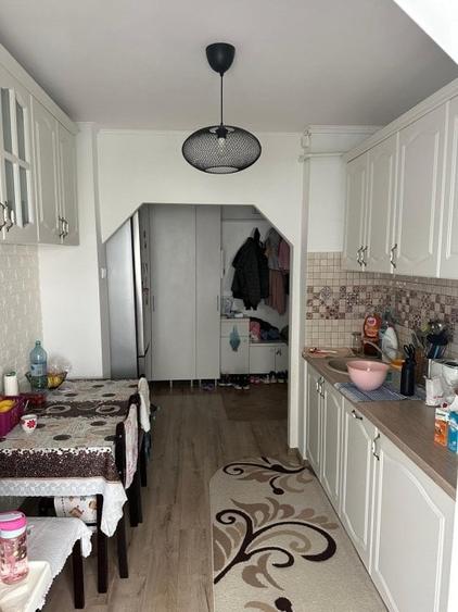 Apartament cu 2 camere decomandat, mobilat în Alexandru cel Bun