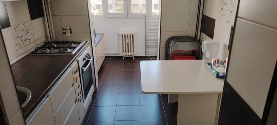 Apartament cu 3 camere decomandat, mobilat în Nicolae Grigorescu