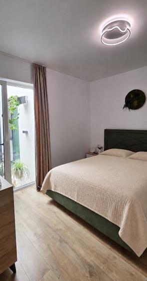 Duplex cu 4 camere cu Canalizare în Dumbrăvița