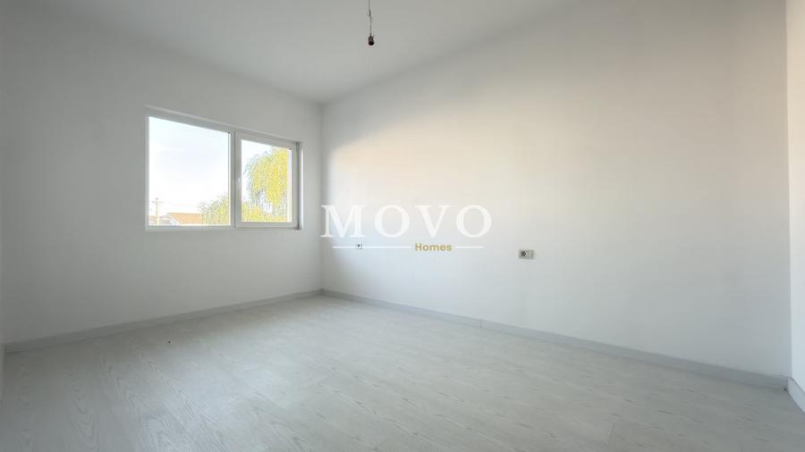 Duplex cu 4 camere cu Canalizare în Moșnița Nouă