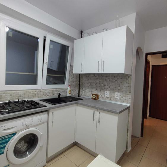 Apartament cu 2 camere decomandat în Giurgiului