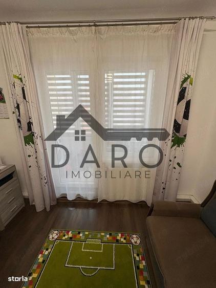 Apartament cu 3 camere decomandat în Tudor