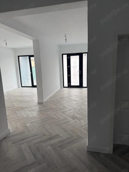 Casă cu 4 camere cu Teren 450 Mp în Strejnicu