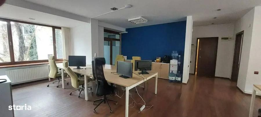 Apartament cu 4 camere decomandat în Dorobanți