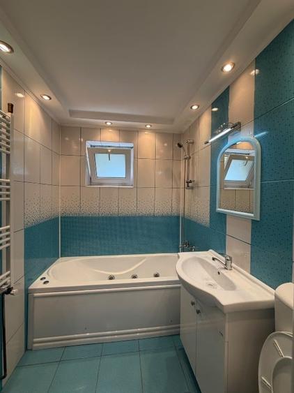 Casă individuală cu 5 camere cu Teren 150 Mp în Banu Manta