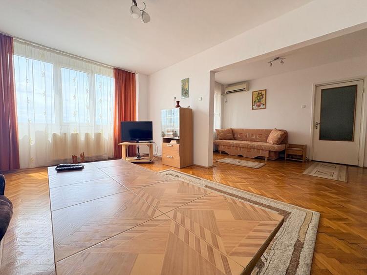 Apartament cu 3 camere decomandat în Take Ionescu