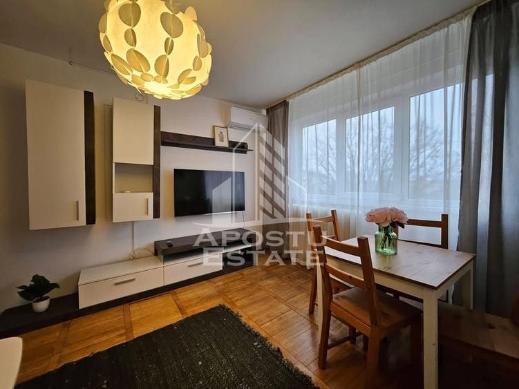 Apartament cu 2 camere semidecomandat în Dacia