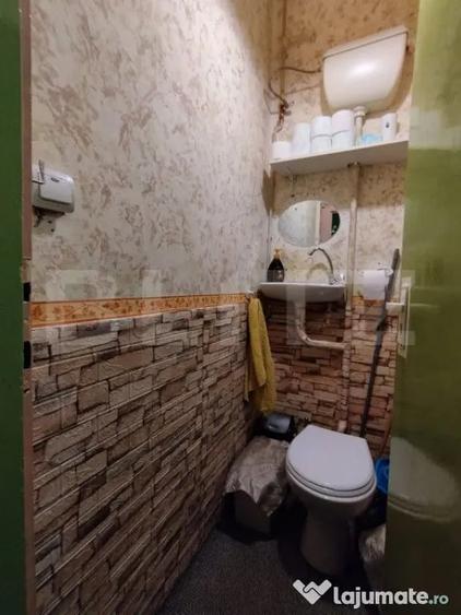 Apartament cu 4 camere decomandat în P-ța Maria