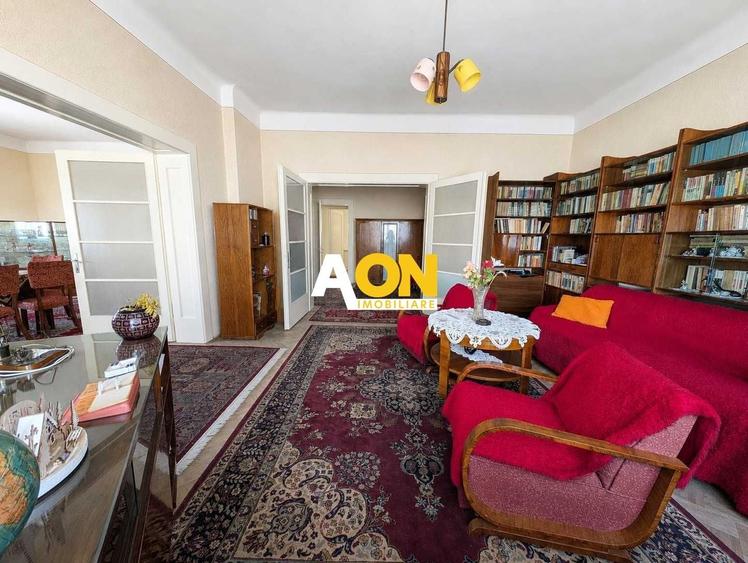 Apartament cu 3 camere decomandat în Ultracentral