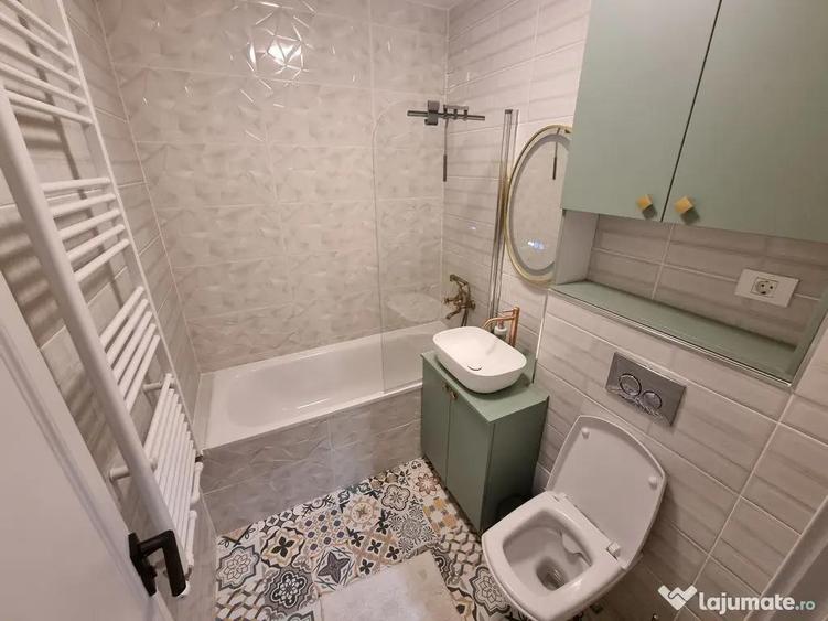 Apartament cu 3 camere semidecomandat, mobilat în Tomis II