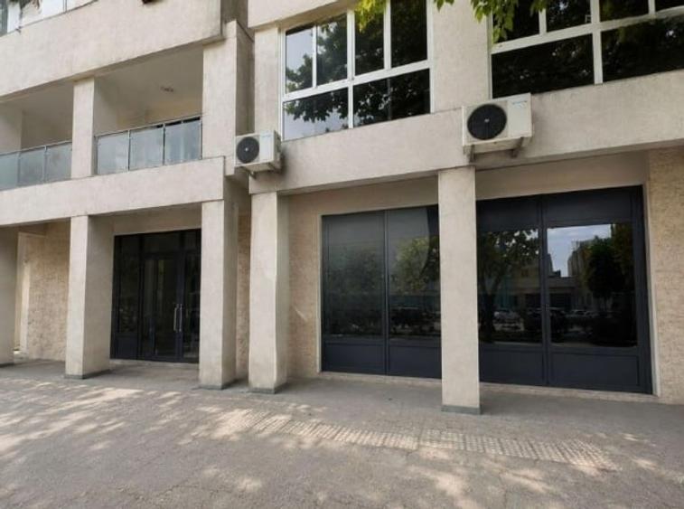 Spațiu comercial, de 137 mp, în Faleza Nord
