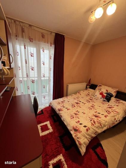 Apartament cu 3 camere în Unirea