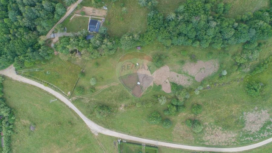 Teren agricol extravilan de 1100 mp, în Glăjărie