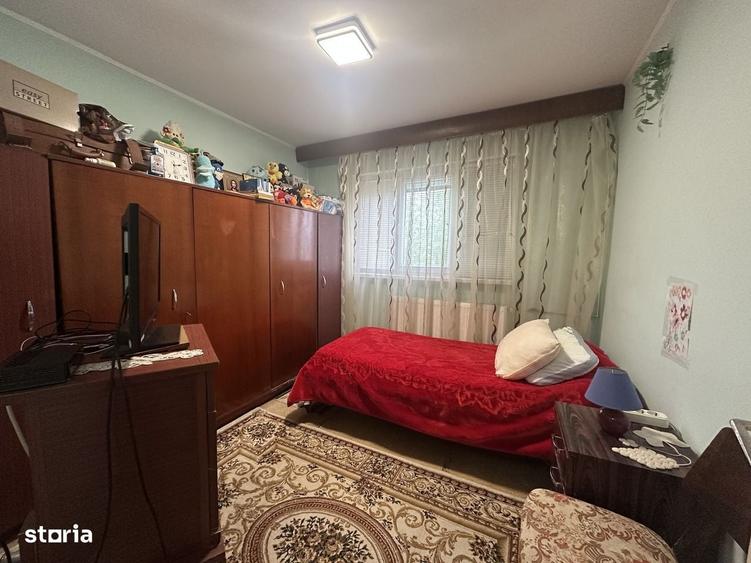 Apartament cu 3 camere semidecomandat în Malu Roșu