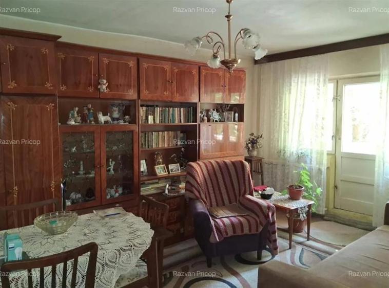 Apartament cu 2 camere decomandat, mobilat în Olteniței
