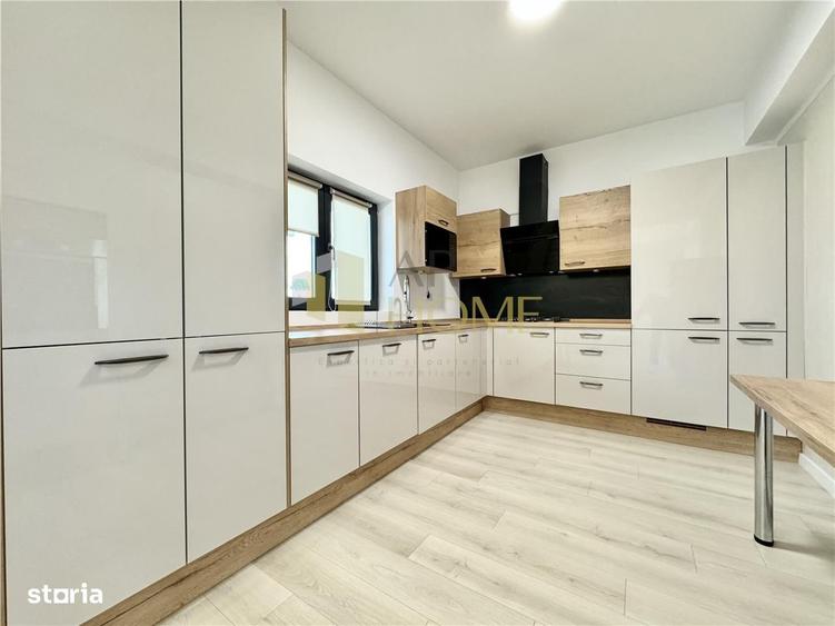 Casă cu 4 camere cu Teren 550 Mp în Central