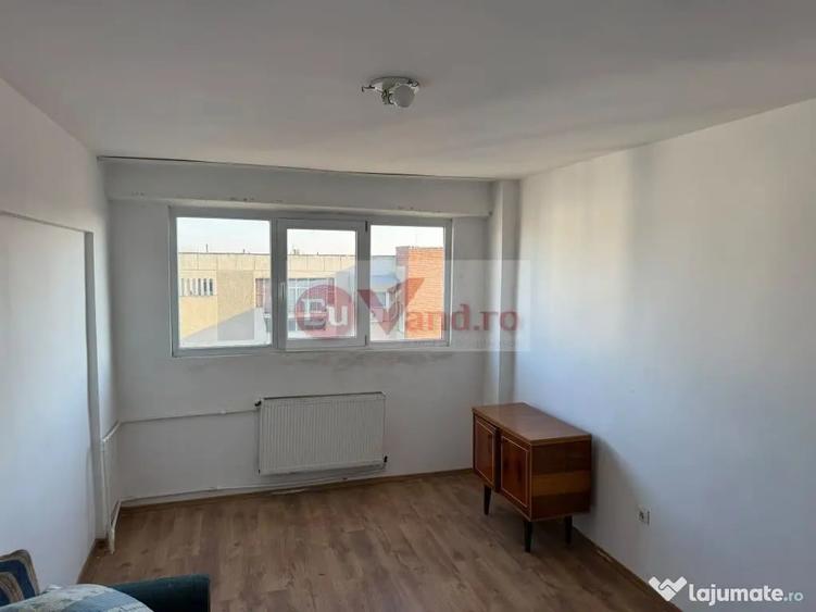 Garsonieră semidecomandată în Central