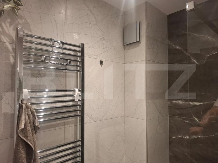 Apartament cu 3 camere decomandat, mobilat în Micro 11