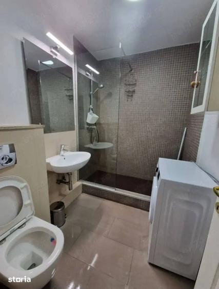 Apartament cu 2 camere decomandat în Decebal