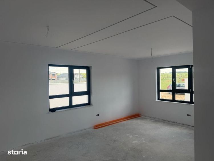 Casă cu 4 camere în Central
