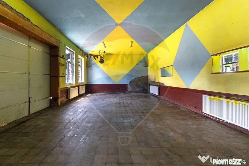 Casă cu 4 camere cu Teren 587 Mp în Colonia 1 Mai