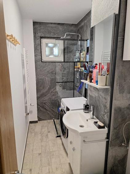 Apartament cu 2 camere decomandat în Exterior Vest