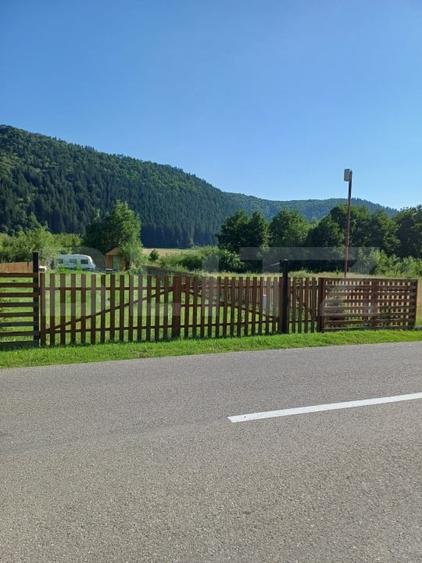 Teren Construcții intravilan de 1004 mp, în Zărnești