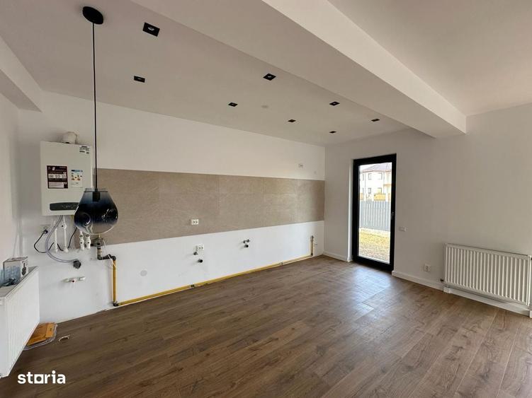 Casă cu 3 camere în Clinceni