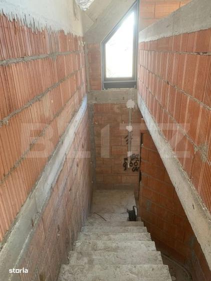 Casă cu 4 camere cu Teren 646 Mp în Bran