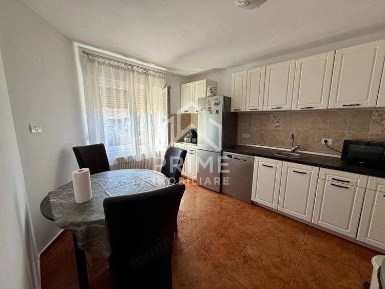 Casă cu 4 camere cu Teren 514 Mp în Petrești