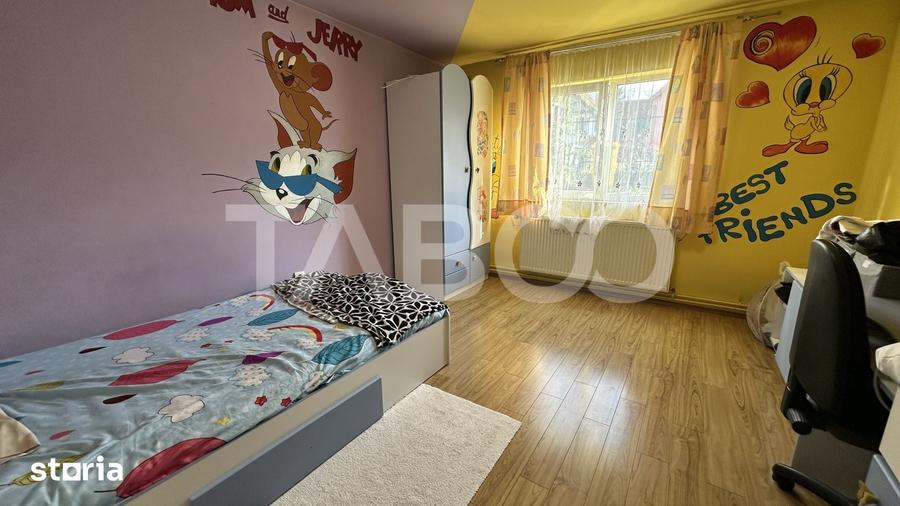 Casa individuala cu intrare de la 2 strazi 4 camere Poplaca Sibiu - 14