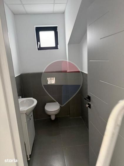 Spațiu comercial, de 550 mp, în Central