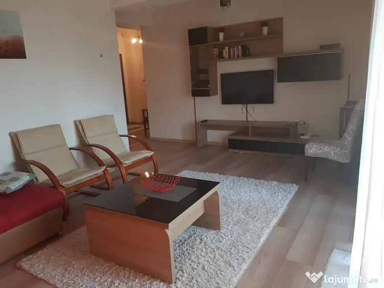 Apartament cu 2 camere decomandat în Primo