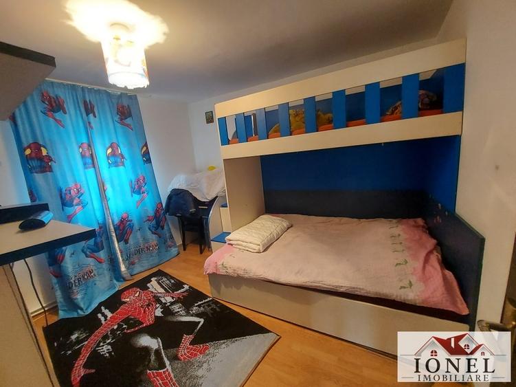 Casă individuală cu 3 camere cu Canalizare în Oarda