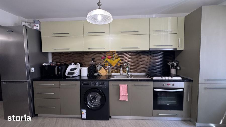 Apartament cu 3 camere în Zorilor