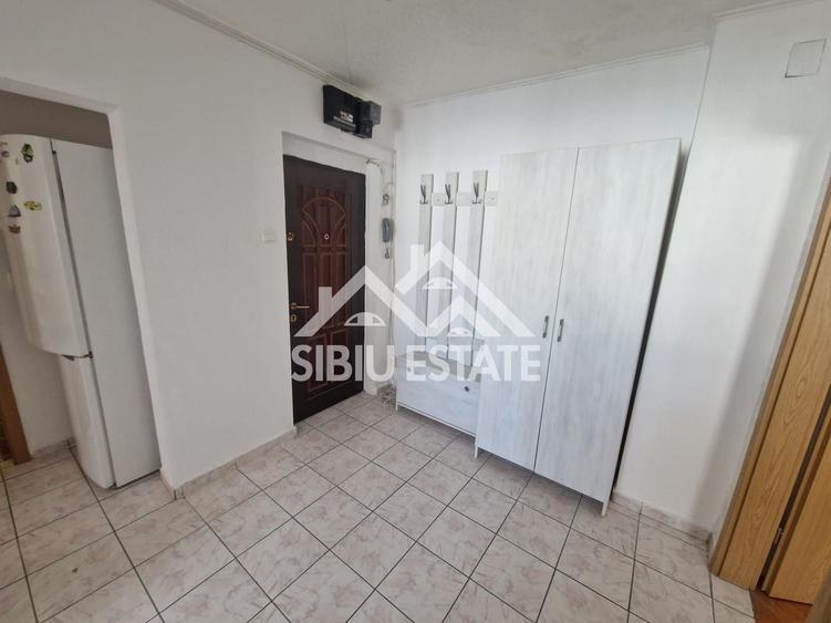Apartament cu 2 camere decomandat, mobilat în Hipodrom 4