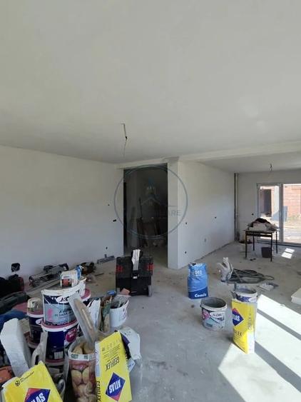Casă cu 4 camere cu Teren 350 Mp în Central